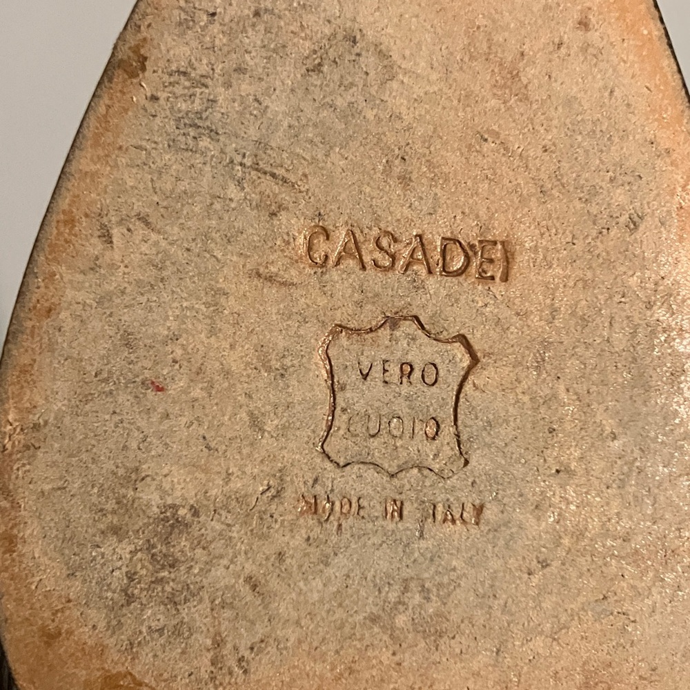 Casadei Textured Tan Heels Made in Italy - Picture 10 of 11